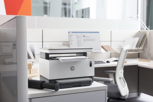 Майбутнє вже поряд: HP представив перший лазерний принтер без традиційних картриджів